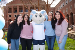 Give UNC/Sprit Week promo