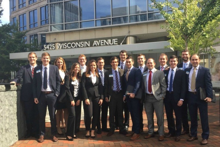 After a busy morning with the JBG Companies and Eastdil Secured, members of the UNC Real Estate Club pause to enjoy the weather outside the office of Federal Capital Partners.