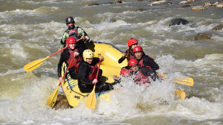GIE students rafting