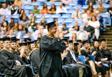 Lek Sacramento at graduation