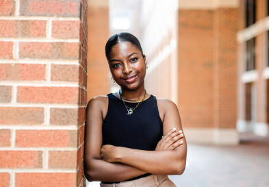 Portrait of Nora Elsayed (BSBA '25)