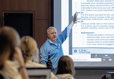 Allen Chip Snively teaching a class