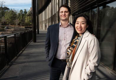 Stephen and Chloe Glaeser. (Jon Gardiner/UNC-Chapel Hill)