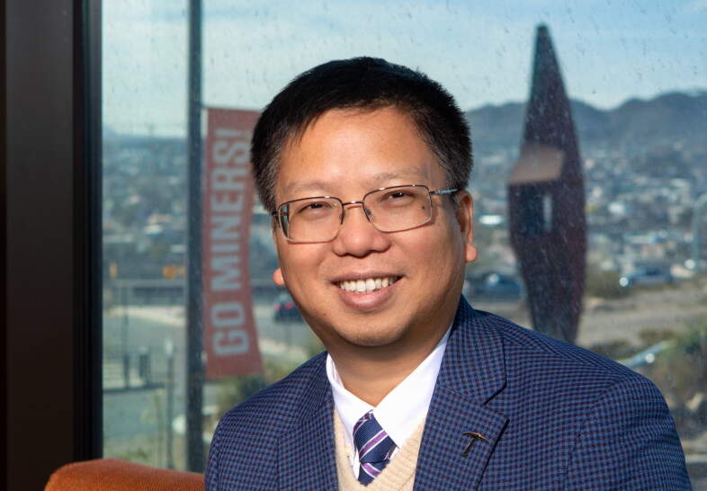 Zifeng Feng